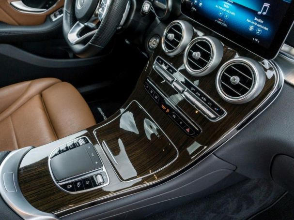 Mercedes-Benz GLC 200 4M AMG Distronic Kamera Totwinkel AHK