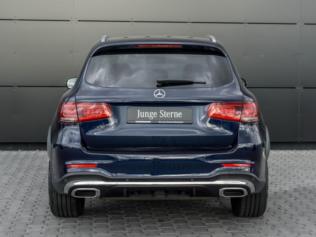 Mercedes-Benz GLC 200 4M AMG Distronic Kamera Totwinkel AHK