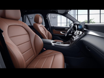 Mercedes-Benz GLC 200 4M AMG Distronic Kamera Totwinkel AHK