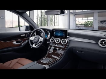 Mercedes-Benz GLC 200 4M AMG Distronic Kamera Totwinkel AHK