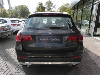 Mercedes-Benz GLC 200 4M OFF-ROAD ParkPaket Standheizung AHK