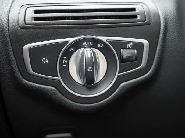 Mercedes-Benz GLC 200 4M AMG MBUX Navi+ Distronic Panorama