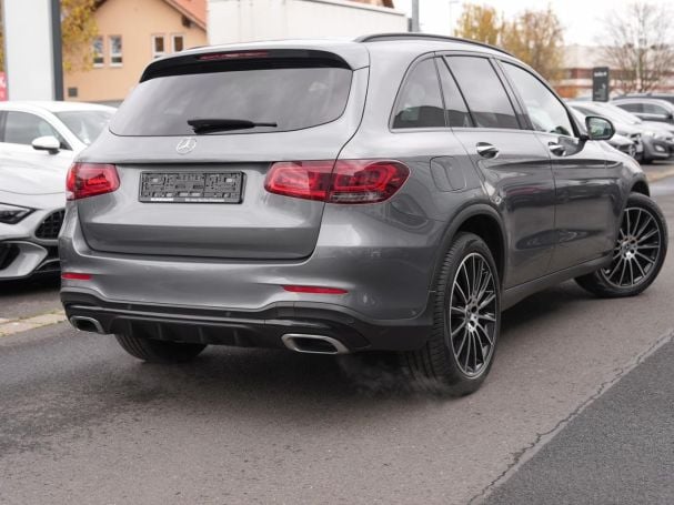 Mercedes-Benz GLC 200 4M AMG MBUX Navi+ Distronic Panorama