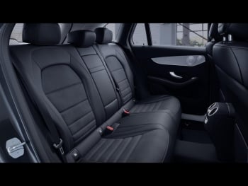 Mercedes-Benz GLC 200 4M AMG MBUX Navi+ Distronic Panorama