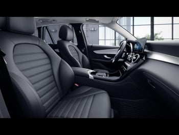 Mercedes-Benz GLC 200 4M AMG MBUX Navi+ Distronic Panorama Mercedes-Benz GLC 200 4M AMG MBUX Navi+ Distronic Panorama