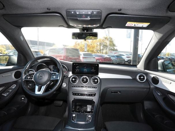 Mercedes-Benz GLC 200 4M AMG Standhzg Panorama Kamera EasyP