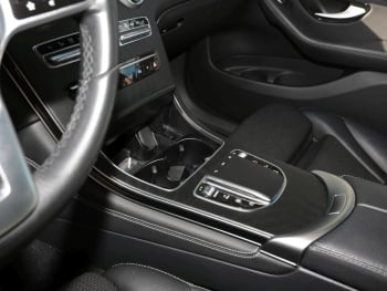 Mercedes-Benz GLC 200 4M AMG Standhzg Panorama Kamera EasyP