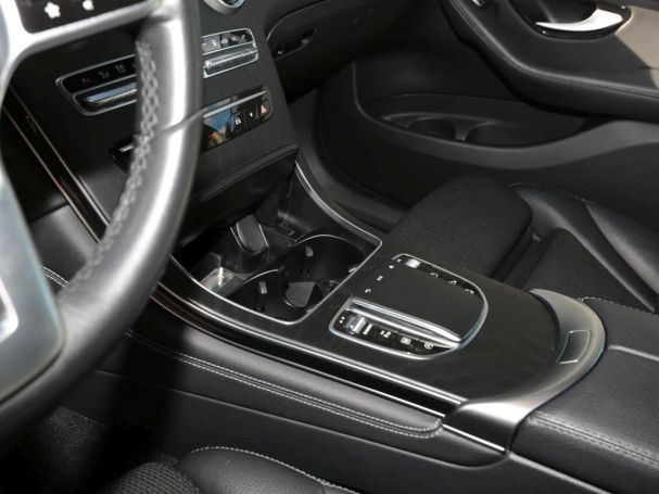 Mercedes-Benz GLC 200 4M AMG Standhzg Panorama Kamera EasyP