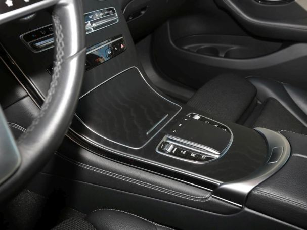 Mercedes-Benz GLC 200 4M AMG Standhzg Panorama Kamera EasyP