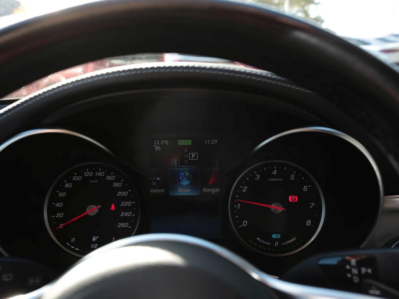 Mercedes-Benz GLC 200 4M AMG Standhzg Panorama Kamera EasyP