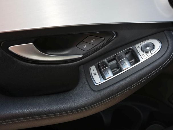 Mercedes-Benz GLC 200 4M AMG Standhzg Panorama Kamera EasyP