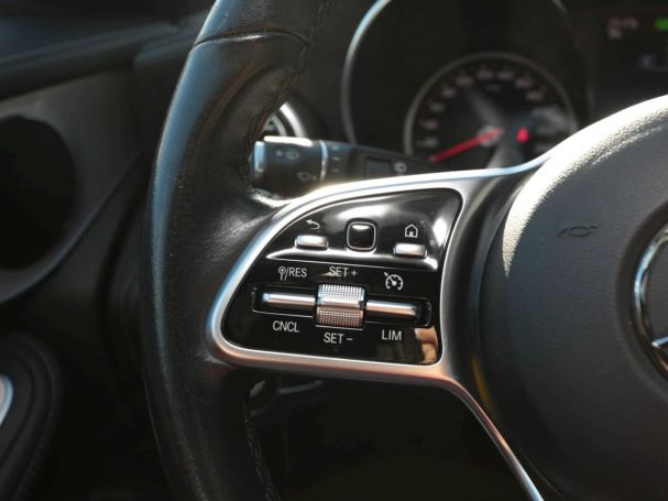 Mercedes-Benz GLC 200 4M AMG Standhzg Panorama Kamera EasyP