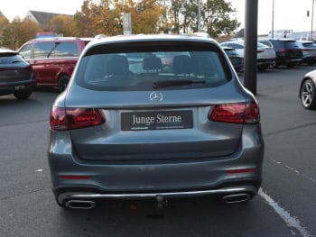 Mercedes-Benz GLC 200 4M AMG Standhzg Panorama Kamera EasyP