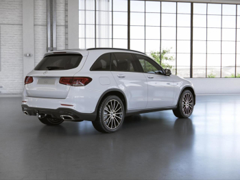 Mercedes-Benz GLC 220 d AMG Night Panorama AHK Kamera EasyPack