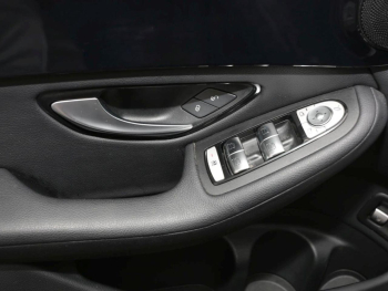 Mercedes-Benz GLC 250 4M EasyPack AHK Sitzkomfort-Paket