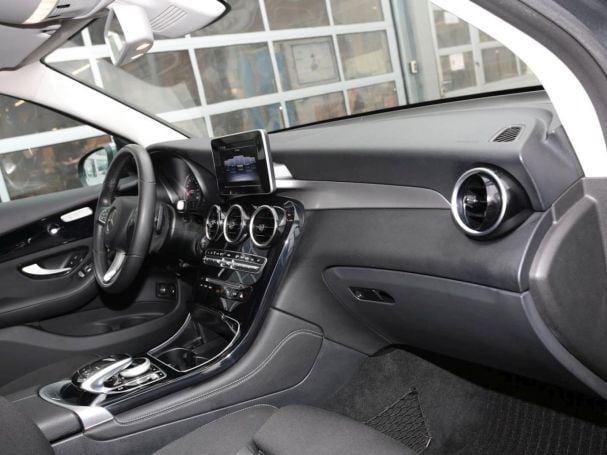 Mercedes-Benz GLC 250 4M EasyPack AHK Sitzkomfort-Paket