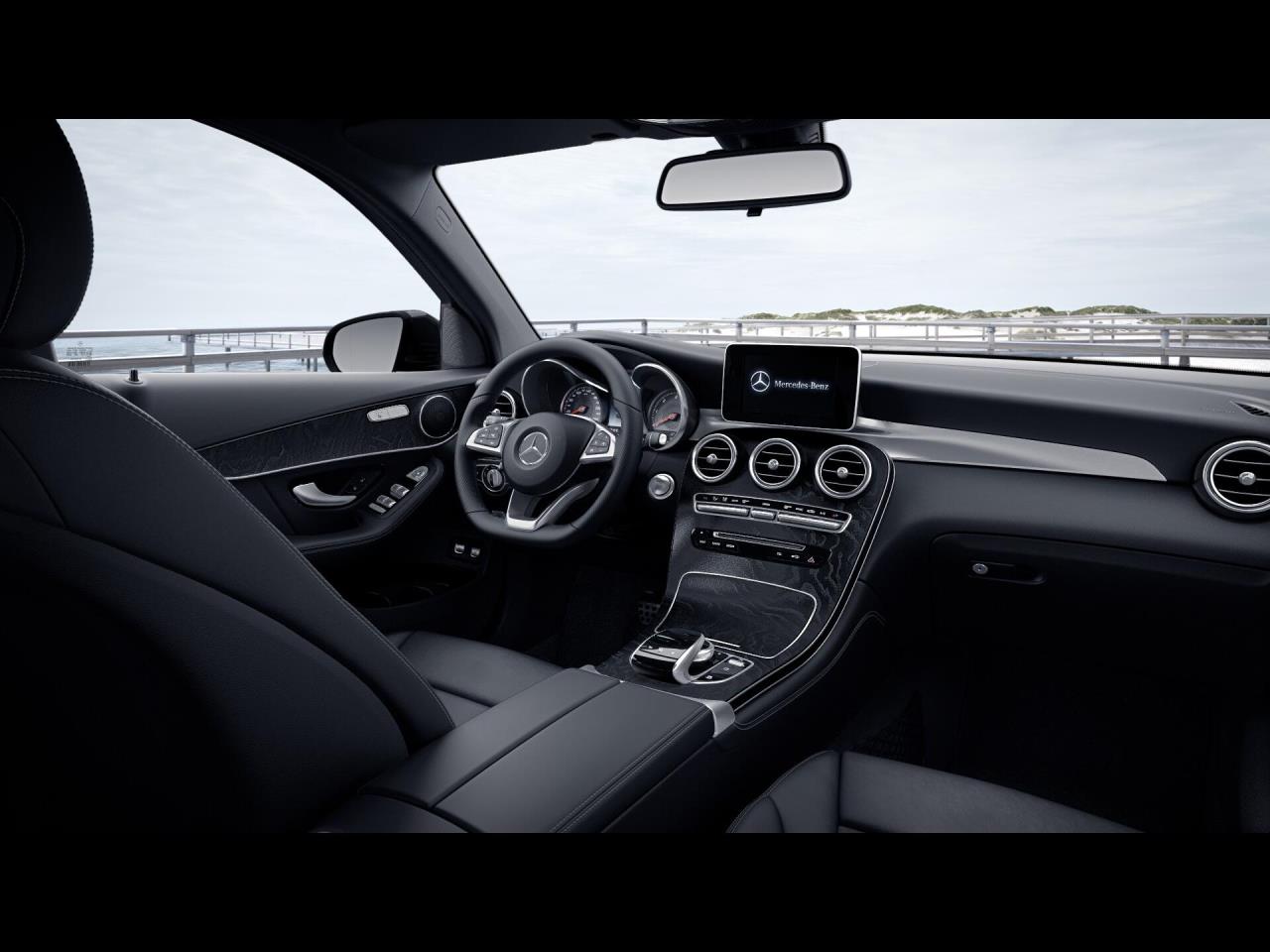 Mercedes-Benz GLC 250 d 4M AMG Night Kamera Easy-Pack AHK