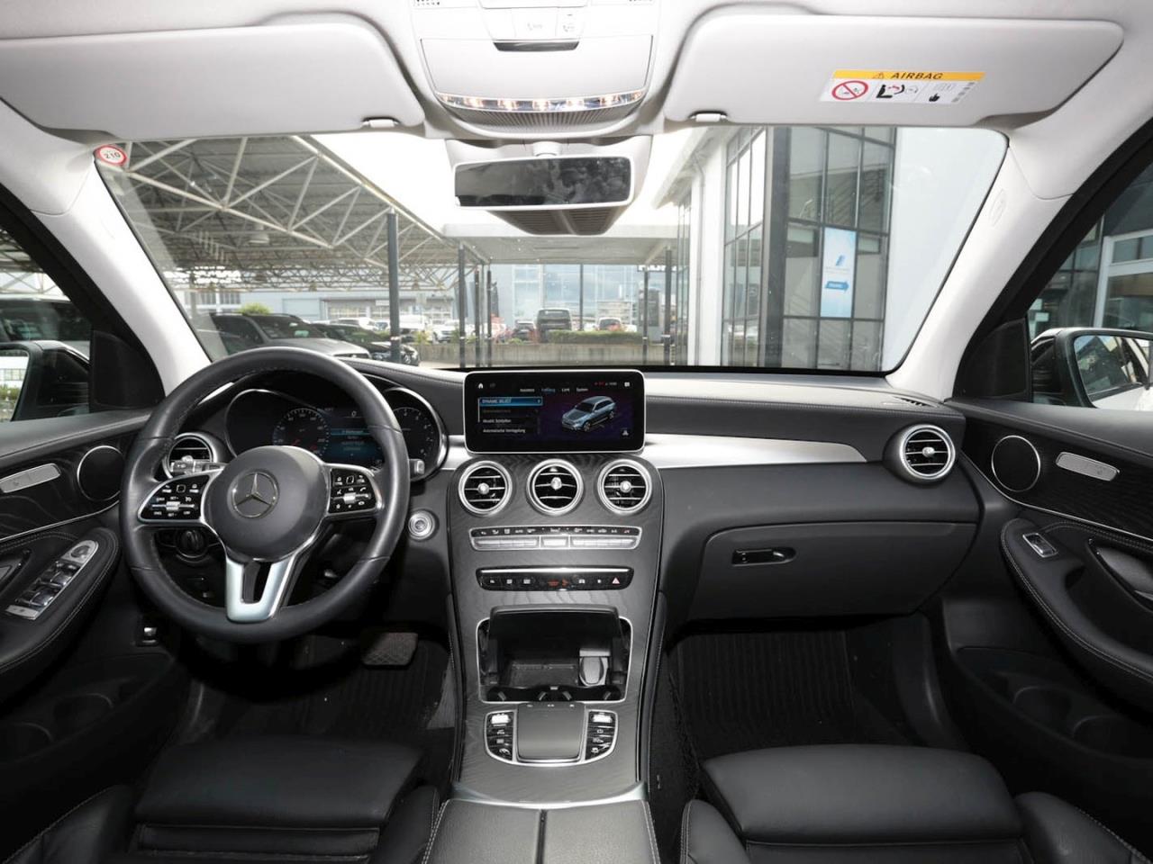 Mercedes-Benz GLC 300 4M Exclusive Night MBUX Navi 360 EasyPack