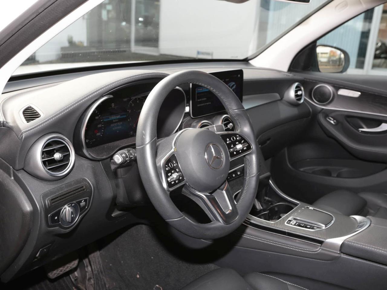 Mercedes-Benz GLC 300 4M Exclusive Night MBUX Navi 360 EasyPack