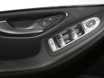 Mercedes-Benz GLC 300 de 4M AMG Night MBUXNavi+ Easy-P Kamera