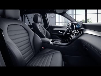 Mercedes-Benz GLC 300 de 4M AMG Night MBUXNavi+ Easy-P Kamera
