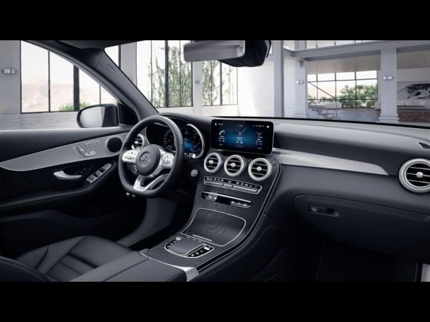 Mercedes-Benz GLC 300 de 4M AMG Night Panorama Distronic AHK Mercedes-Benz GLC 300 de 4M AMG Night Panorama Distronic AHK