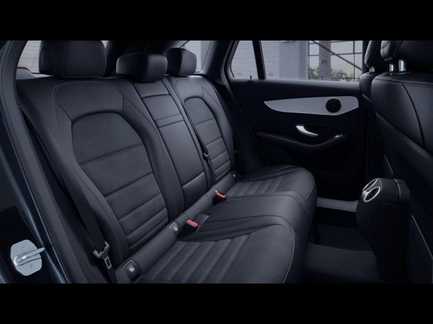 Mercedes-Benz GLC 300 de 4M AMG Night Panorama Distronic AHK Mercedes-Benz GLC 300 de 4M AMG Night Panorama Distronic AHK