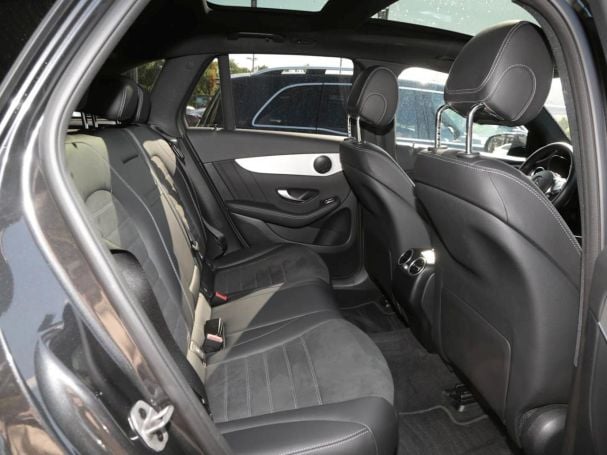 Mercedes-Benz GLC 300 de 4M AMG Night Panorama Distronic AHK Mercedes-Benz GLC 300 de 4M AMG Night Panorama Distronic AHK