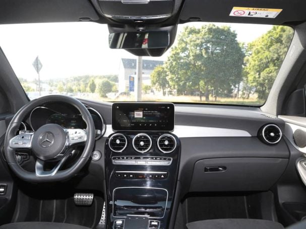 Mercedes-Benz GLC 300 de 4M AMG Night Panorama Distronic AHK Mercedes-Benz GLC 300 de 4M AMG Night Panorama Distronic AHK