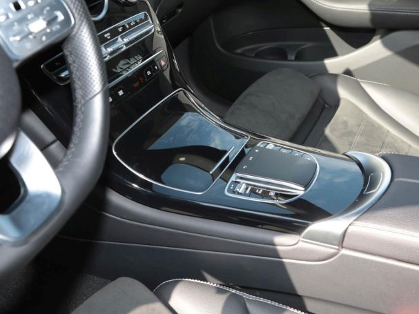 Mercedes-Benz GLC 300 de 4M AMG Night Panorama Distronic AHK Mercedes-Benz GLC 300 de 4M AMG Night Panorama Distronic AHK
