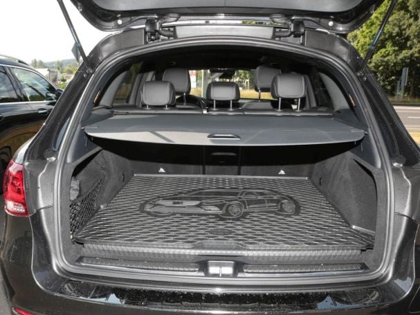 Mercedes-Benz GLC 300 de 4M AMG Night Panorama Distronic AHK Mercedes-Benz GLC 300 de 4M AMG Night Panorama Distronic AHK