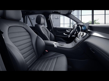 Mercedes-Benz GLC 300 de 4M AMG Night Panorama Distronic 360°