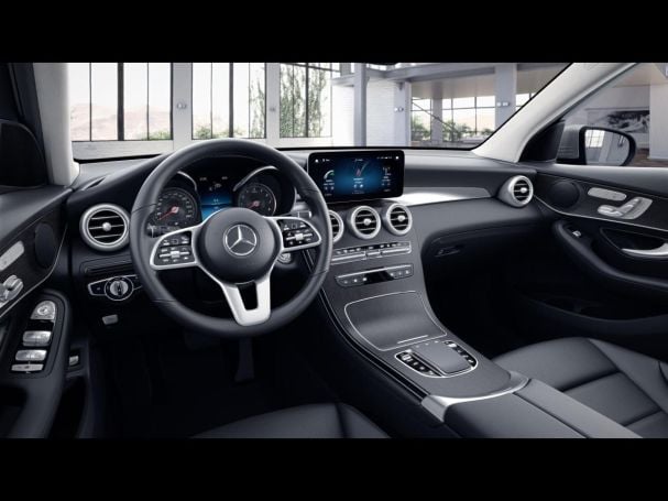 Mercedes-Benz GLC 300 de 4M Distronic Kamera HeadUp Spur-Paket Mercedes-Benz GLC 300 de 4M Distronic Kamera HeadUp Spur-Paket