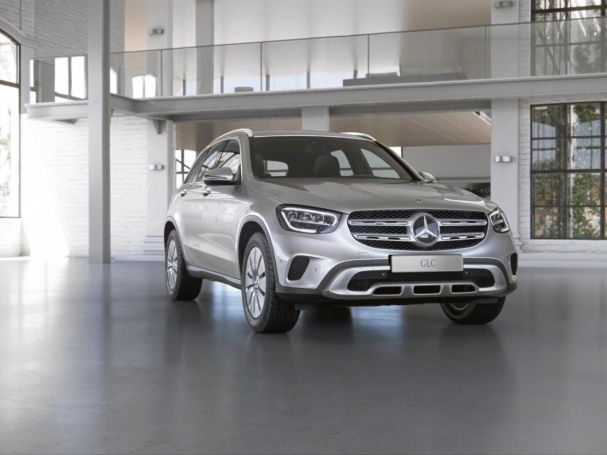 Mercedes-Benz GLC 300 de 4M Distronic Kamera HeadUp Spur-Paket Mercedes-Benz GLC 300 de 4M Distronic Kamera HeadUp Spur-Paket
