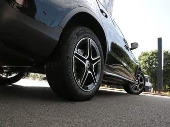 Mercedes-Benz GLC 300 de 4M AMG Night Kamera Easy-Pack AHK