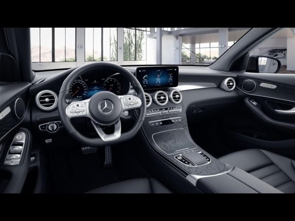 Mercedes-Benz GLC 300 de 4M AMG Night Navi Distronic AHK 360° Mercedes-Benz GLC 300 de 4M AMG Night Navi Distronic AHK 360°