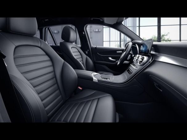 Mercedes-Benz GLC 300 de 4M AMG Night Navi Distronic AHK 360° Mercedes-Benz GLC 300 de 4M AMG Night Navi Distronic AHK 360°