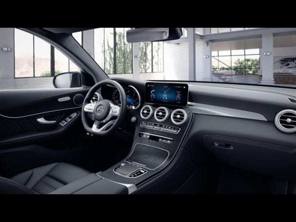 Mercedes-Benz GLC 300 de 4M AMG Night Navi Distronic AHK 360° Mercedes-Benz GLC 300 de 4M AMG Night Navi Distronic AHK 360°