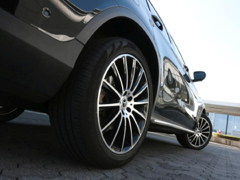 Mercedes-Benz GLC 300 de 4M AMG Night Panorama HeadUp Burmester