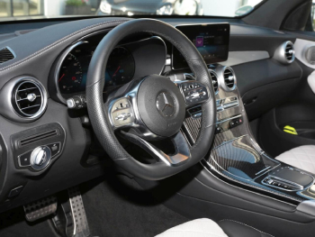 Mercedes-Benz GLC 300 de 4M AMG Night Panorama HeadUp Burmester