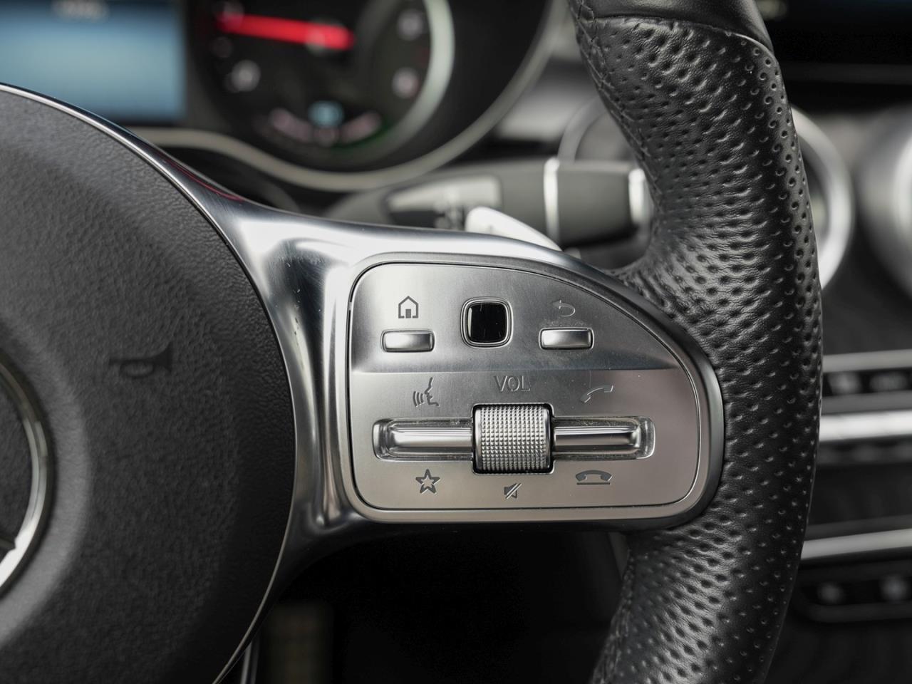 Mercedes-Benz GLC 300 de 4M AMG Night Navi Kamera Spur-Paket