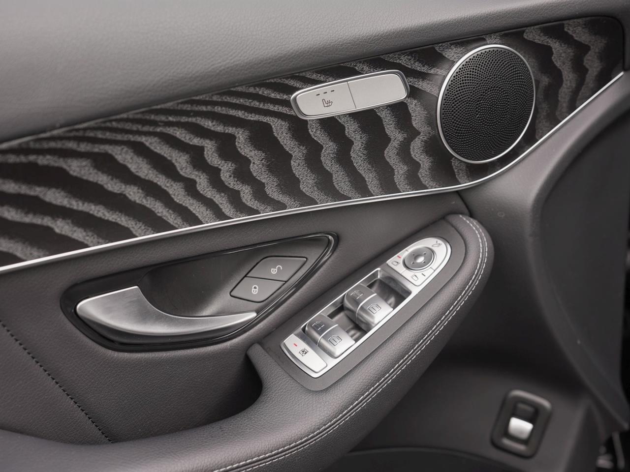 Mercedes-Benz GLC 300 de 4M AMG Night Navi Kamera Spur-Paket