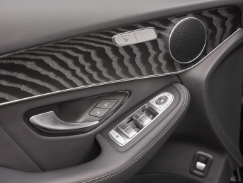 Mercedes-Benz GLC 300 de 4M AMG Night Navi Kamera Spur-Paket