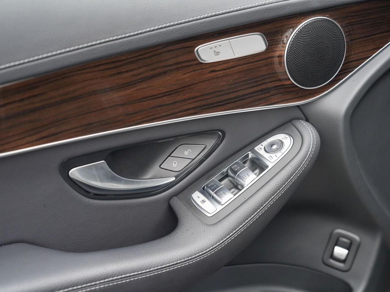 Mercedes-Benz GLC 300 de 4M AMG Exclusive Panorama Kamera SpurP