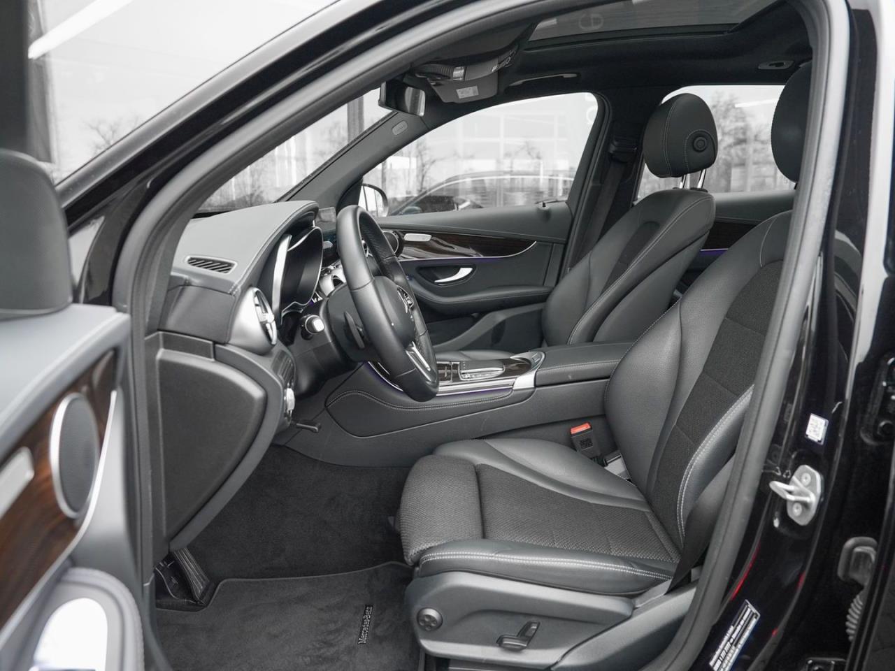 Mercedes-Benz GLC 300 de 4M AMG Exclusive Panorama Kamera SpurP