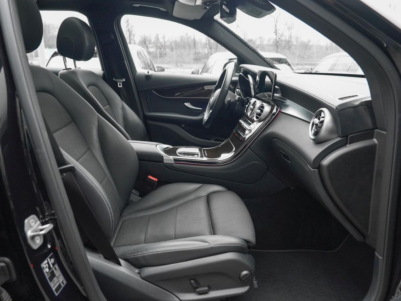 Mercedes-Benz GLC 300 de 4M AMG Exclusive Panorama Kamera SpurP