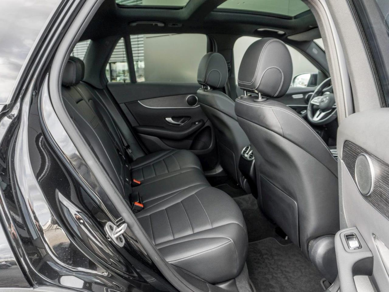 Mercedes-Benz GLC 300 de 4M Panorama Night Head-Up 360° AHK