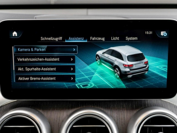 Mercedes-Benz GLC 300 de 4M Panorama Night Head-Up 360° AHK