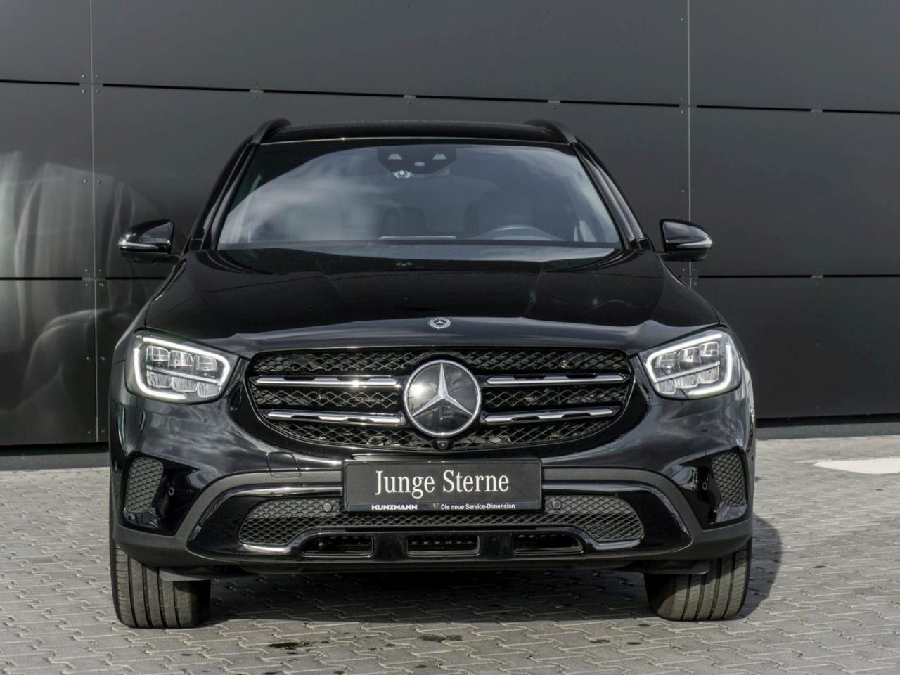 Mercedes-Benz GLC 300 de 4M Panorama Night Head-Up 360° AHK