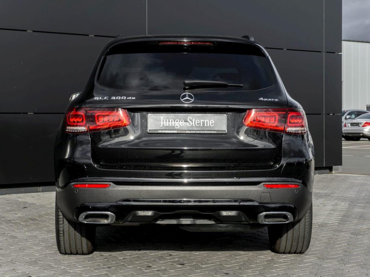 Mercedes-Benz GLC 300 de 4M Panorama Night Head-Up 360° AHK